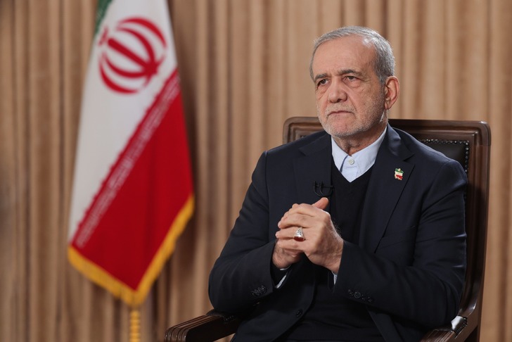 Pezeşkiyan: İran, savaşı başlatmadı ve s&uuml;rd&uuml;rmeyi de istemiyor