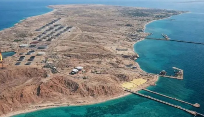 İran'ın Hark Adası'nda petrol altyapısının zarar g&ouml;rmediği a&ccedil;ıklandı