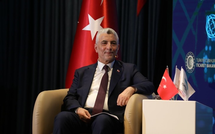 Ticaret Bakanı Bolat yeni bir g&uuml;mr&uuml;k kapsının m&uuml;jdesini verdi! 