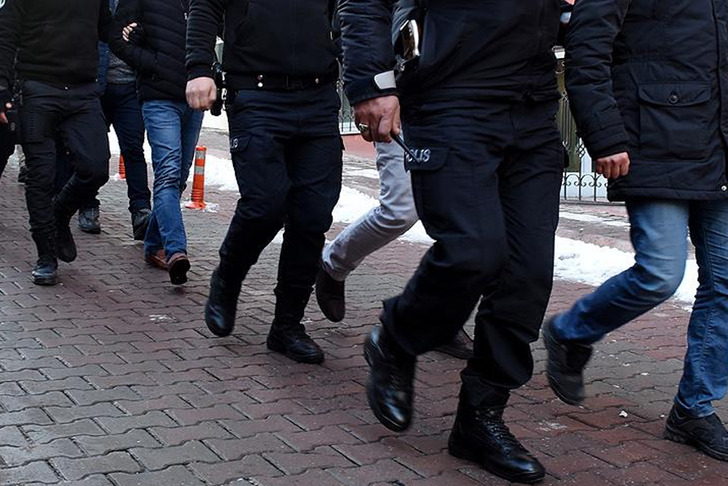 Marka Yatırım Holding'e operasyon: 5 g&ouml;zaltı