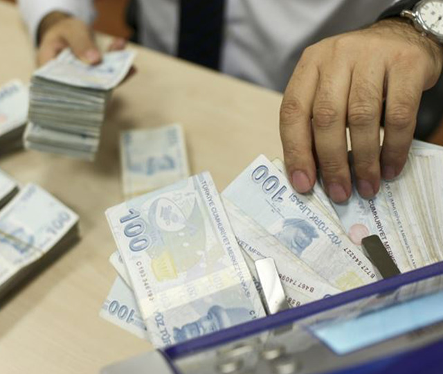 Bayramda &ccedil;alışan ne kadar alacak? Mesai &uuml;cretleri hesaplandı