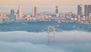 İstanbul'da sabah saatlerinde sis etkili oluyor