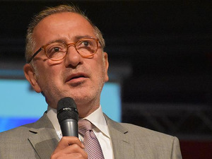 Gazeteci Fatih Altaylı ameliyata alındı