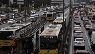İBB&rsquo;den a&ccedil;ıklama geldi: Toplu taşıma &uuml;cretsiz olacak