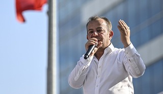 Tanju &Ouml;zcan ve 3 sanık hakkında şantaj davası başlatıldı