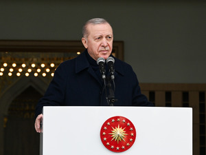 Cumhurbaşkanı Erdoğan: "Değerlerimize sahip &ccedil;ıkmaya devam edeceğiz"