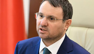 Bakan G&uuml;rlek mal varlığını a&ccedil;ıkladı! "&Uuml;zerimde 4 taşınmaz var"