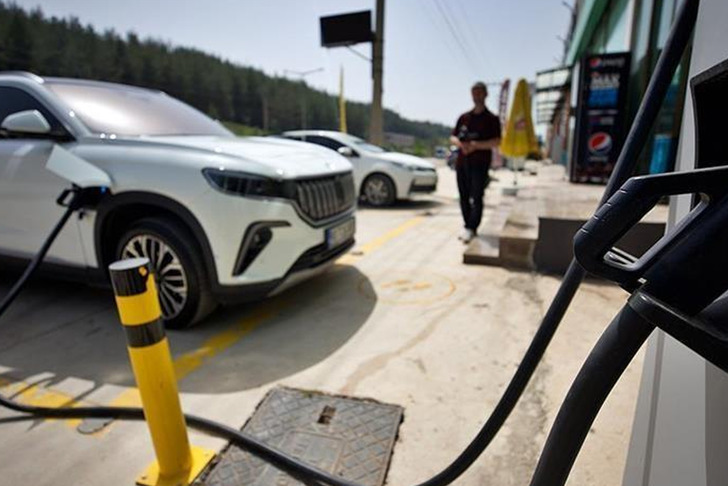 Elektrikli ara&ccedil; şarj soket sayısı şubatta 40 bini aştı