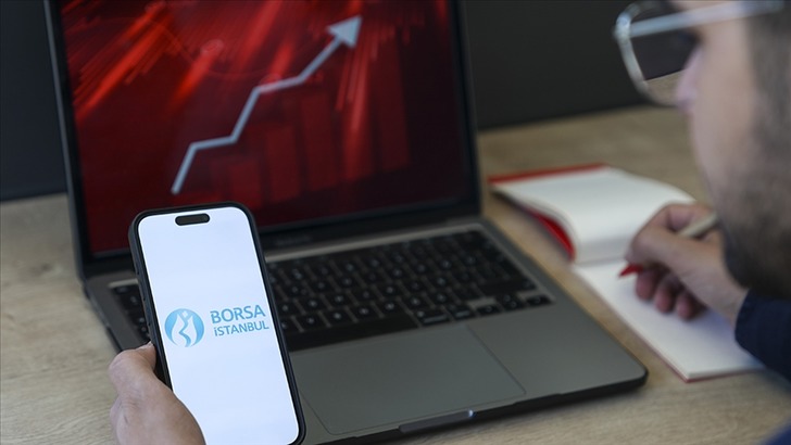 İstanbul'daki borsa yatırımcılarının toplam portf&ouml;y değeri 4 trilyon lirayı aştı