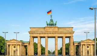 Almanya, Macaristan'ı "AB'ye sadakatsizlikle" su&ccedil;ladı