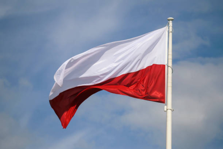 Polonya, Irak&rsquo;taki askerlerini tahliye etti