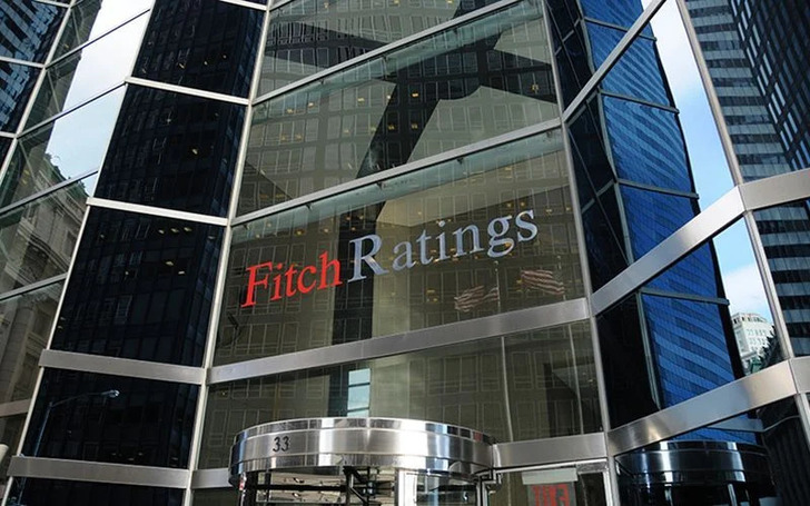 Fitch: Petrol fiyatları 120 doları g&ouml;rebilir