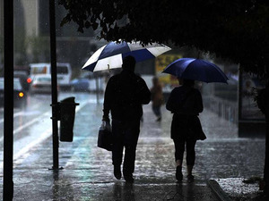 Yağışlar etkisini artırıyor! 10 il i&ccedil;in sarı kodlu uyarı yapıldı