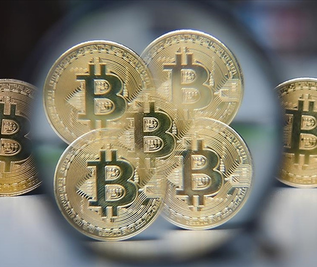 Bitcoin son 3 haftanın en d&uuml;ş&uuml;k seviyesinde! Altcoinler de etkilendi