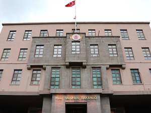 MSB a&ccedil;ıkladı! Katar'daki helikopter kazasında 3 kişi şehit oldu