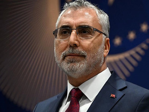 S&uuml;re&ccedil; sil baştan değişti! Bakan Işıkhan a&ccedil;ıkladı: 1 milyar TL tasarruf sağlandı