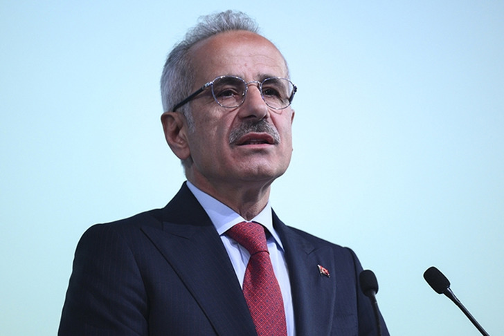 Ulaştırma ve Altyapı Bakanı Uraloğlu'dan "D&uuml;nya Su G&uuml;n&uuml;" mesajı