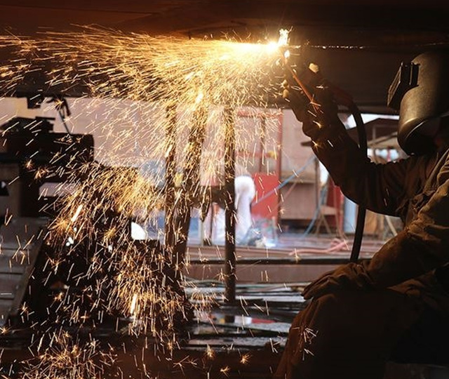 TCMB duyurdu! Reel kesim g&uuml;veni 8 ayın en d&uuml;ş&uuml;k seviyesinde