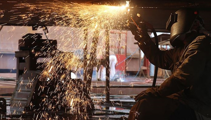 TCMB duyurdu! Reel kesim g&uuml;veni 8 ayın en d&uuml;ş&uuml;k seviyesinde