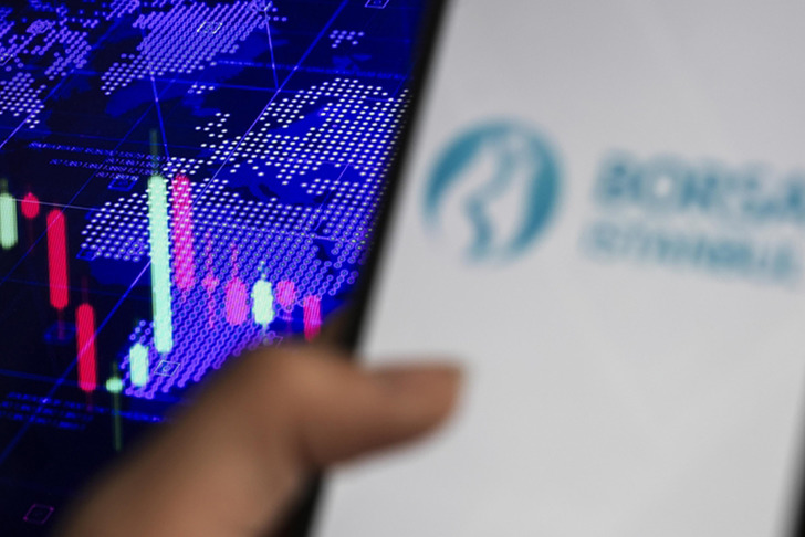 Borsa İstanbul'da iki hissenin fiili dolaşımdaki pay oranı değişti