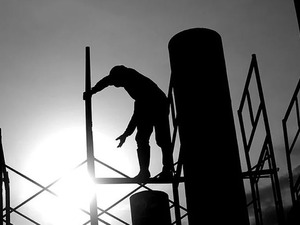 G&uuml;ven endeksi geriledi! İnşaat sekt&ouml;r&uuml;nde sert d&uuml;ş&uuml;ş