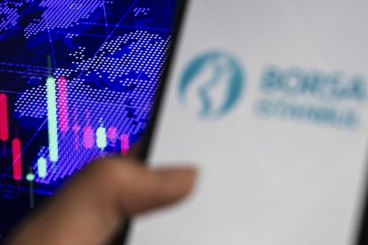 Bug&uuml;n temett&uuml; &ouml;deyecek 2 hissenin fiyatında d&uuml;zeltme