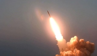 Pakistanlı kaynaklar "İran, f&uuml;ze kapasitesi sınırlamasını reddediyor, tazminat istiyor"