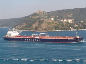 T&uuml;rk petrol tankerine Karadeniz a&ccedil;ıklarında saldırı