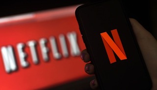 Netflix'ten abonelik &uuml;cretlerine zam: Fiyatlar g&uuml;ncellendi