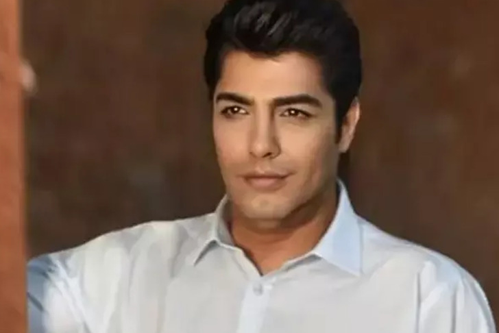 Arabesk m&uuml;ziğin usta ismi Orhan Esen'den acı haber