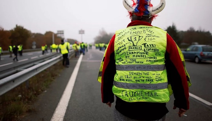 Fransa&rsquo;da zamlı akaryakıt fiyatları protesto edilecek