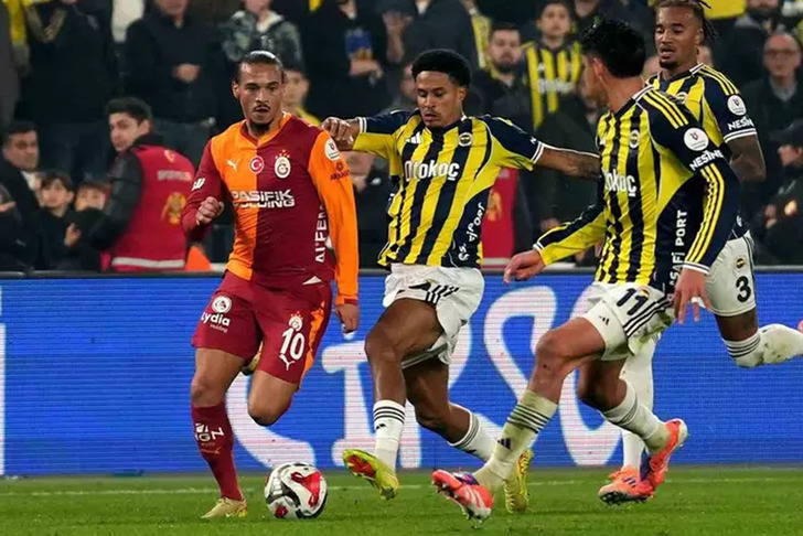 Galatasaray - Fenerbah&ccedil;e derbisinin tarihi belli oldu