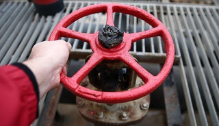 Avustralya'da LNG &uuml;retimi g&uuml;venli şartlarda yeniden başlayacak