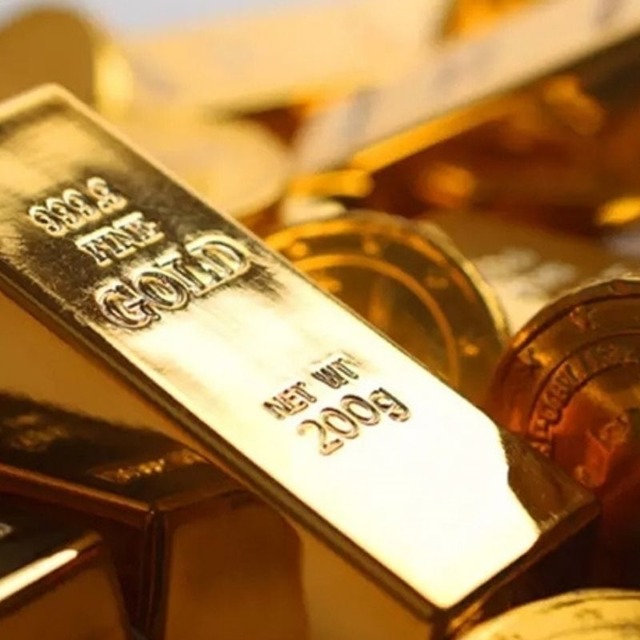 Sarı metal yeniden g&uuml;&ccedil;leniyor: &Uuml;nl&uuml; analist "Altın almak i&ccedil;in..."