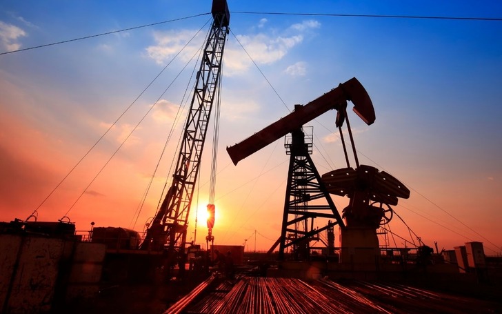 H&uuml;rm&uuml;z krizi petrol&uuml; y&uuml;kseltti, kar beklentileri arttı