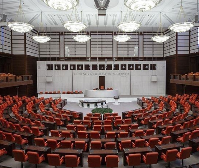 TBMM'de yoğun hafta başlıyor! Ekonomi d&uuml;zenlemeleri masada