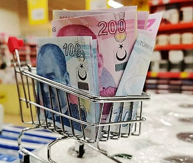 T&Uuml;İK a&ccedil;ıkladı: Ekonomiye g&uuml;ven martta sert d&uuml;şt&uuml;!