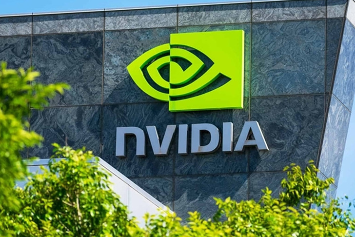 Teknoloji devinde sert d&uuml;ş&uuml;ş! 800 milyar dolar silindi, hisseleri y&uuml;zde 20 geriledi