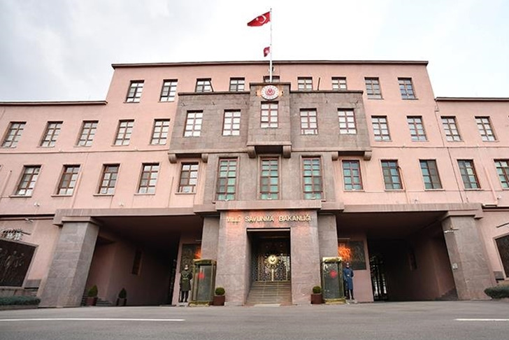 SON DAKİKA| MSB a&ccedil;ıkladı! İran'dan atılan 4. f&uuml;ze imha edildi