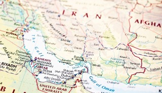 Hürmüz’de ücret uygulama tasarısı İran Meclisi’nde onaylandı