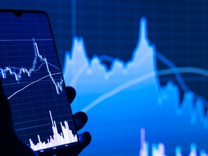 ESCAR, MCARD, AKHAN sahnede: Yabancının alıp sattığı hisseler belli oldu