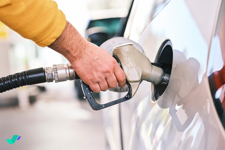 Zam &ouml;ncesi satış yok mu? Akaryakıt istasyonlarında şikayetler arttı