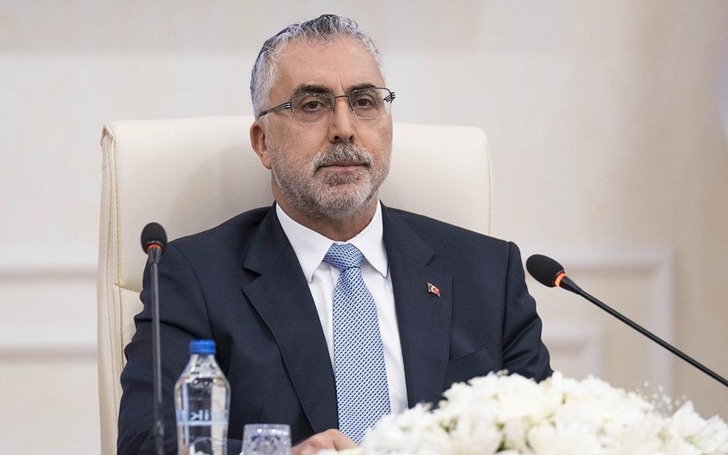 Bakan Işıkhan SGK geri &ouml;deme listesine 72 ilacın daha dahil edildiğini a&ccedil;ıkladı