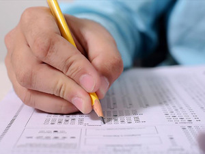 Bakan Tekin a&ccedil;ıkladı! LGS tarihi değişebilir