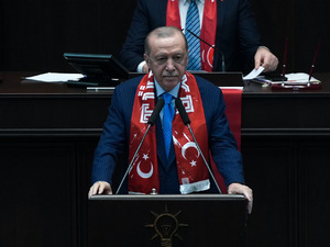 Cumhurbaşkanı Erdoğan: "T&uuml;rkiye'yi bu yangından uzak tutmakta kararlıyız"