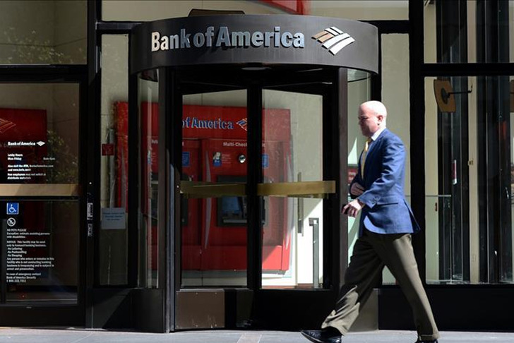 BofA k&uuml;resel b&uuml;y&uuml;me tahminini d&uuml;ş&uuml;rd&uuml;! Petrolde 150 dolar beklentisi