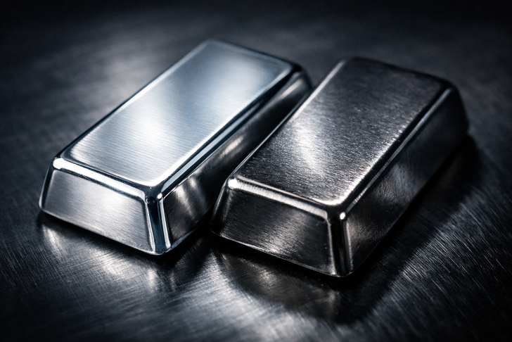 Altının G&ouml;lgesinde Kalan İki Metal: Platinyum %76, Paladyum %56 Değer Kazandı