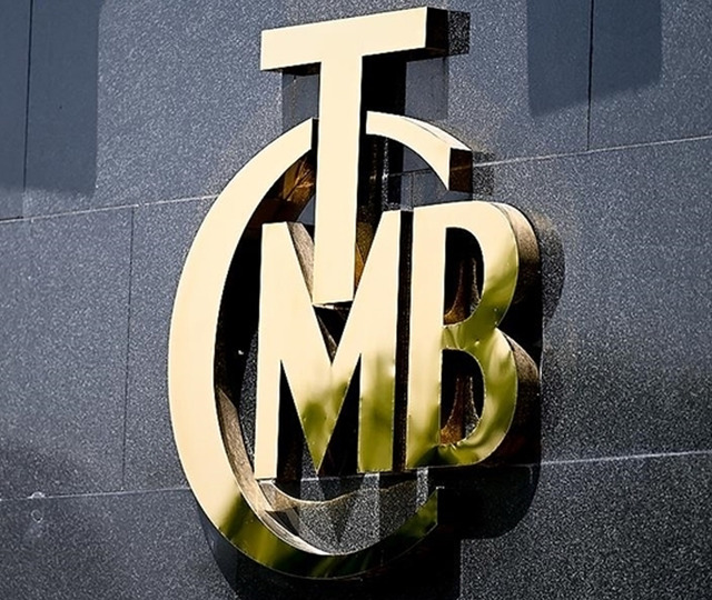 TCMB anketi: Fonlama koşulları sıkılaştı, kredide gevşeme s&uuml;r&uuml;yor