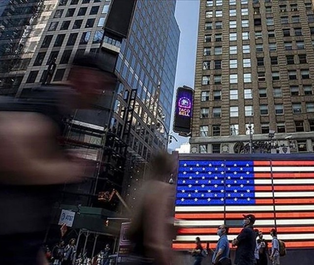 ABD'de tarım dışı istihdam Mart'ta beklenti &uuml;zeri geldi