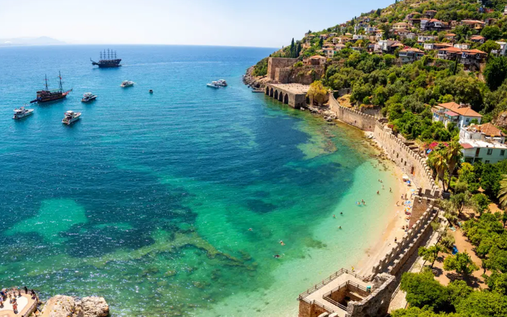 Hazine'den turizme 120 milyar lira destek kararı